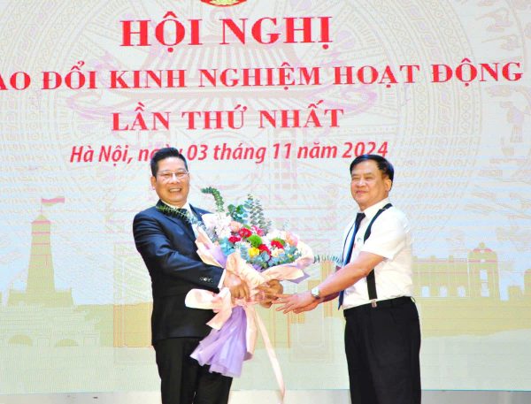 Hội nghị giao lưu, trao đổi kinh nghiệm hoạt động dòng họ Tạ lần thứ nhất thành công tốt đẹp