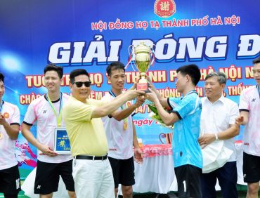 Tuổi trẻ Họ Tạ TP Hà Nội sôi nổi tổ chức Giải Bóng đá Giao hữu chào mừng 50 năm Ngày Giải phóng miền Nam, thống nhất đất nước (30/4/1975 – 30/4/2025)