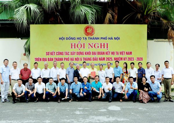 Xã luận – Xây dựng khối đại đoàn kết – kiến tạo tương lai